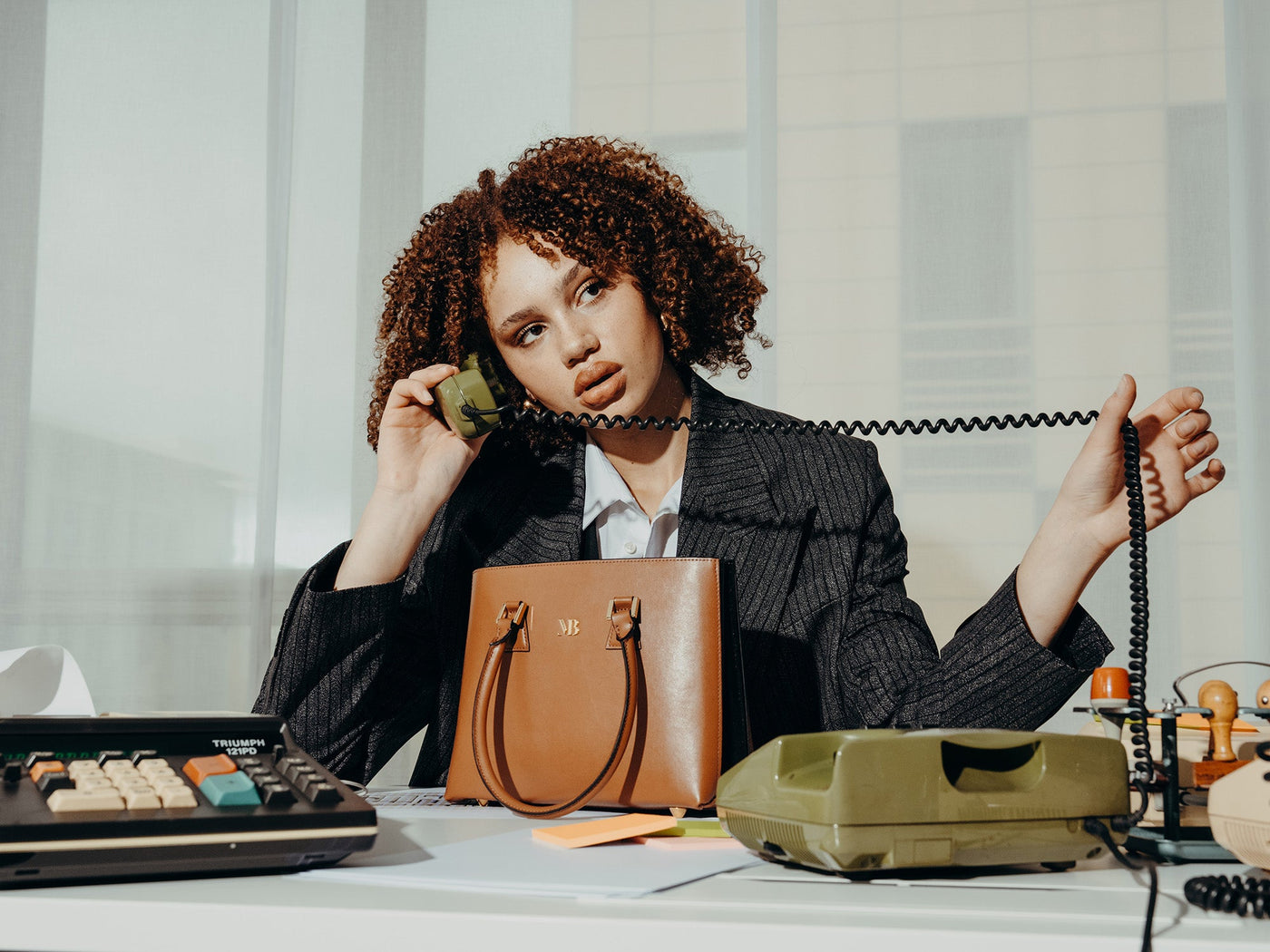 BAILEY - The Handbag of the Future